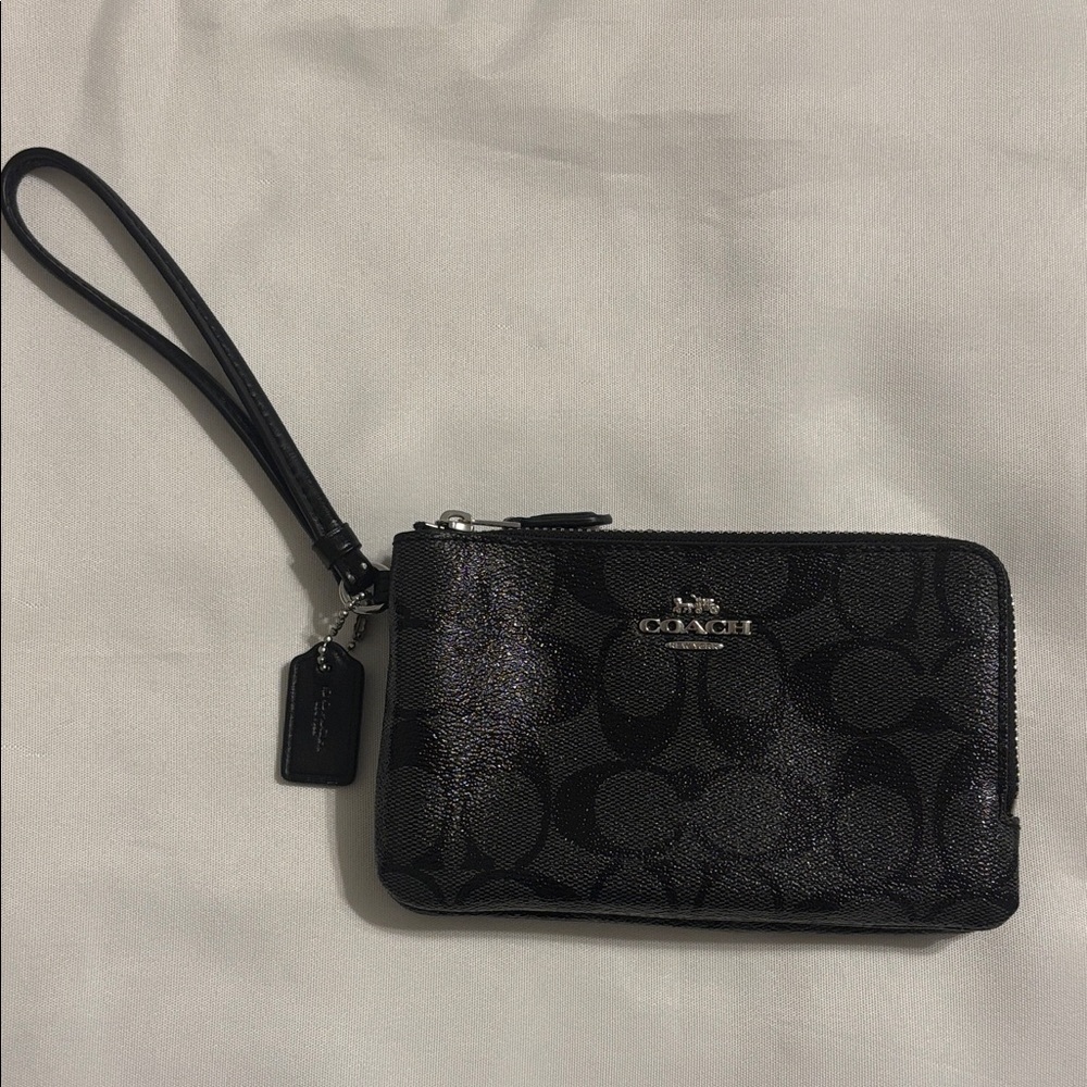 Coach Double Corner Zip Signature Wristlet Black EUC